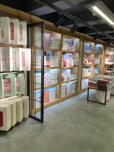 e979a6dc-a003-4b65-8bdd-55ef816a542f